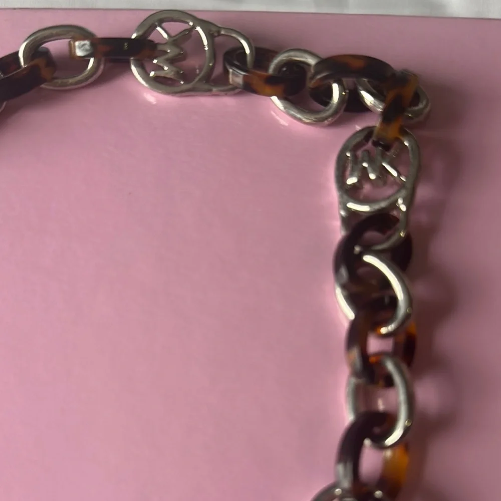 Michael Kors Silver and Brown Necklace Classic Chain Design
